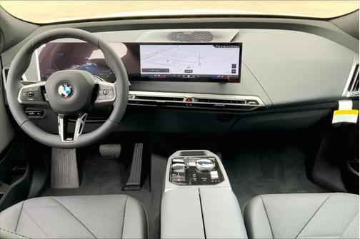 2025 BMW iX xDrive50