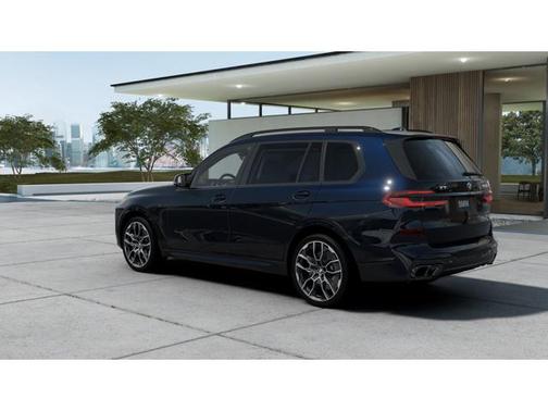 2026 BMW X7 M60i