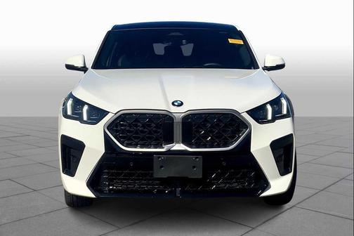 2025 BMW X2 xDrive28i