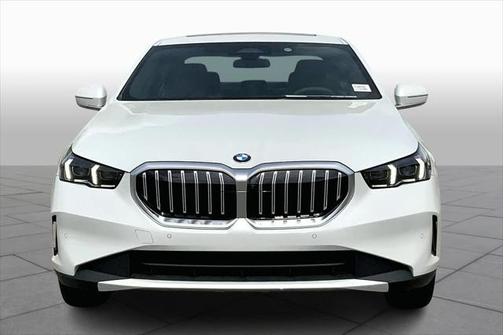 2025 BMW 530 i xDrive