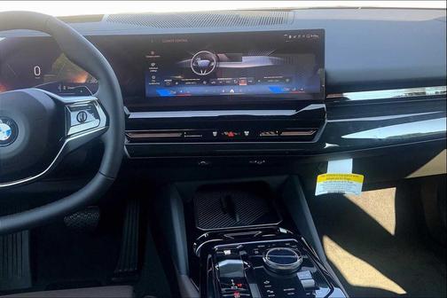 2026 BMW 530 i xDrive