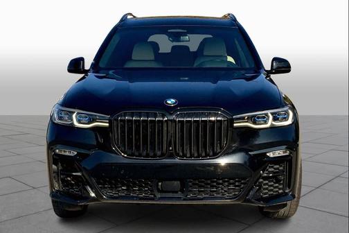 2021 BMW X7 M50i