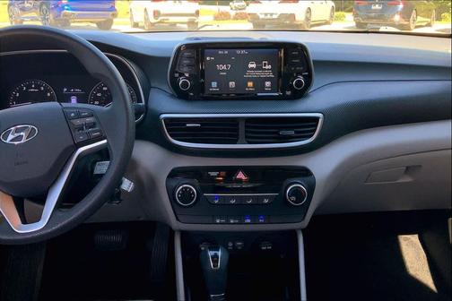 2019 Hyundai TUCSON SE