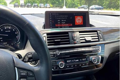2021 BMW 230 230i
