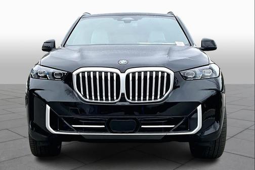 Black Sapphire Metallic 2026 BMW X5 PHEV xDrive50e