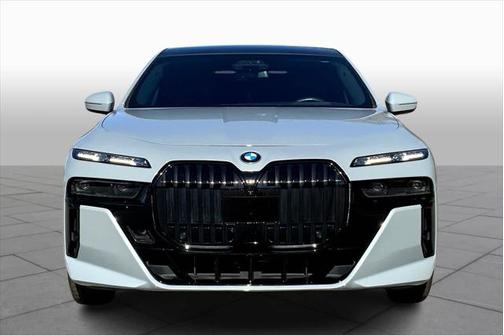 2023 BMW 760 i xDrive