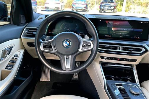2024 BMW 330e 330e