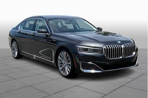 Photo 2 of 32 of 2022 BMW 750 i xDrive