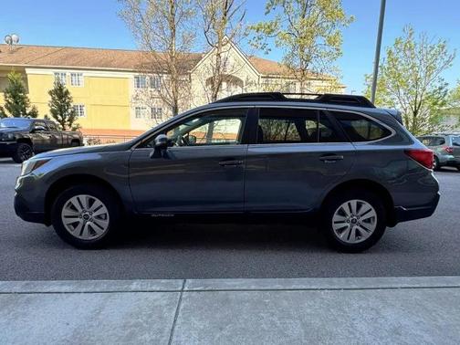 Gray 2019 Subaru Outback 2.5i Premium