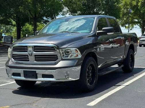 Granite Crystal Metallic Clearcoat 2017 RAM 1500 Big Horn