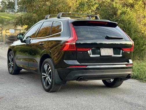 2018 Volvo XC60 T5 Momentum