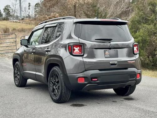 2018 Jeep Renegade Trailhawk