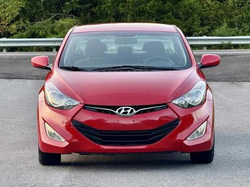 2013 Hyundai ELANTRA GS