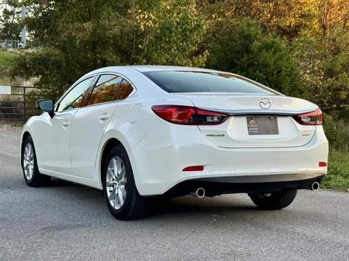 2016 Mazda Mazda6 i Sport