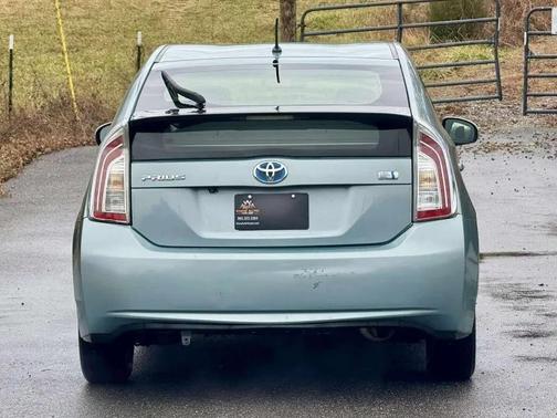 2013 Toyota Prius Two