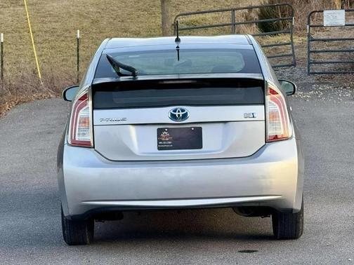 2013 Toyota Prius Two