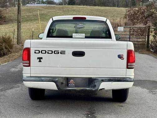 2001 Dodge Dakota Base