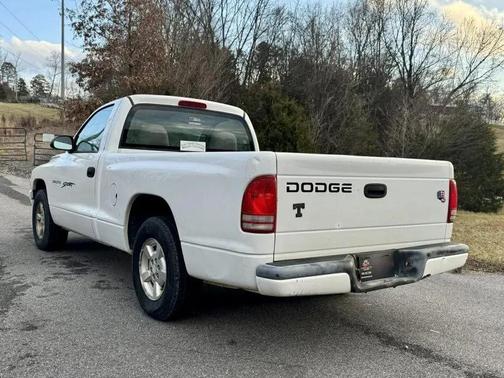 2001 Dodge Dakota Base