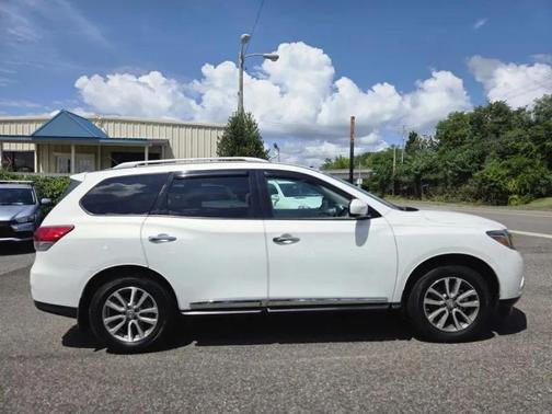 2013 Nissan Pathfinder SL