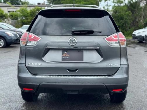 Gun Metallic 2016 Nissan Rogue SV