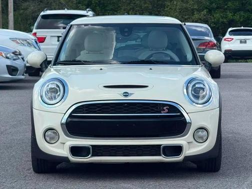 White 2019 MINI Hardtop Cooper S