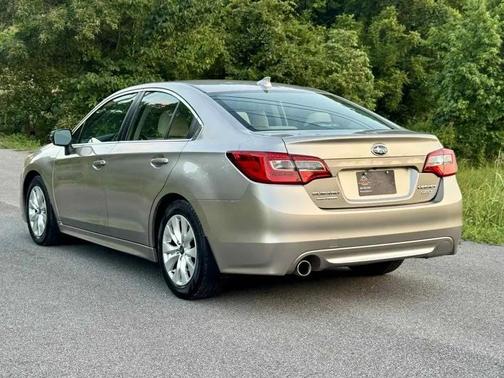 2016 Subaru Legacy Premium