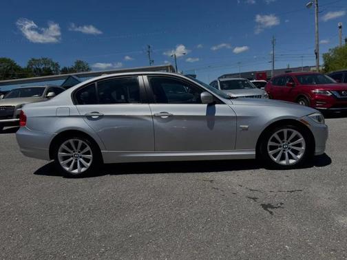 Silver 2011 BMW 328 xDrive