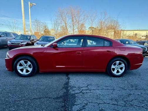 2012 Dodge Charger SE