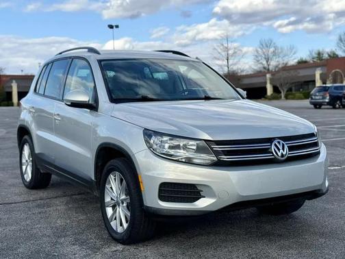 2015 Volkswagen Tiguan Auto SE