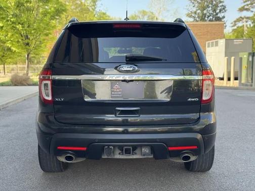 Tuxedo Black Metallic 2013 Ford Explorer XLT