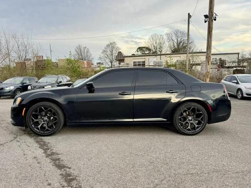 2019 Chrysler 300 S