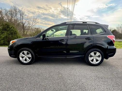 Crystal Black Silica 2015 Subaru Forester 2.5i Limited