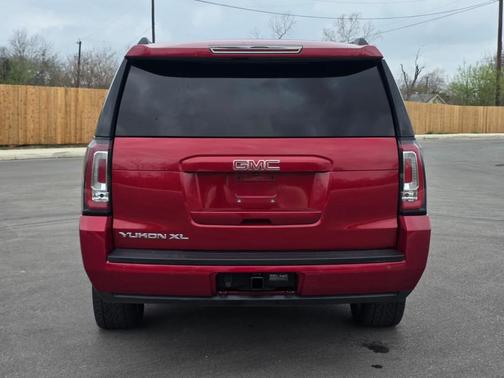 2015 GMC Yukon SLE