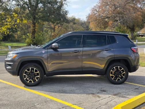 2020 Jeep Compass Trailhawk