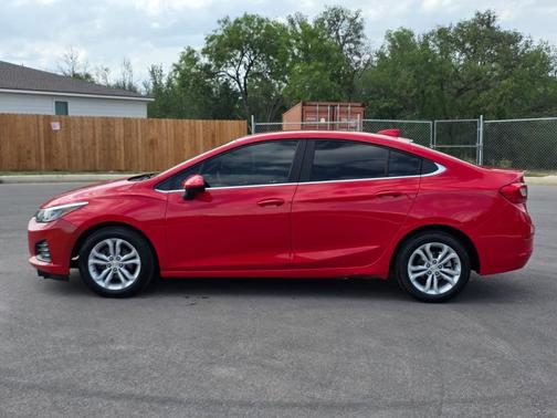 2019 Chevrolet Cruze LT
