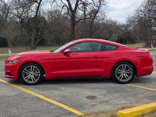 2015 Ford Mustang EcoBoost Premium