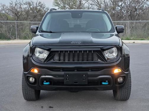 2017 Jeep Renegade Trailhawk