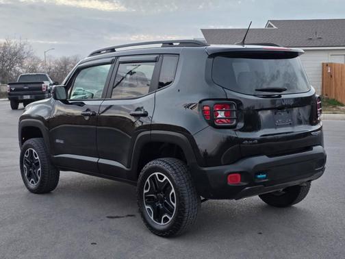 2017 Jeep Renegade Trailhawk