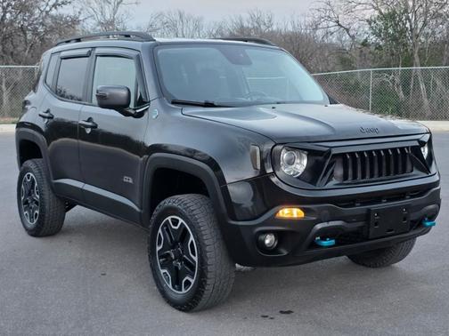 2017 Jeep Renegade Trailhawk