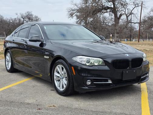 Black 2015 BMW 528 xDrive