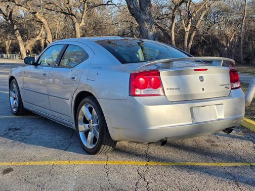 2010 Dodge Charger R/T