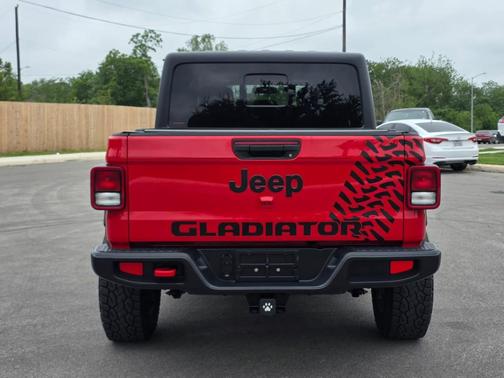 Firecracker Red Clearcoat 2020 Jeep Gladiator Sport S