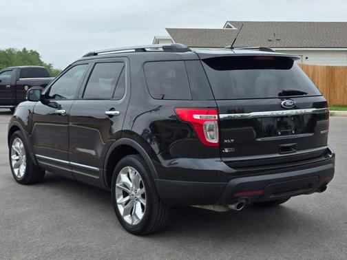 Ruby Red Metallic Tinted Clearcoat 2015 Ford Explorer XLT