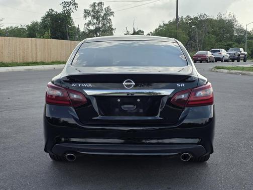 Super Black 2017 Nissan Altima 2.5 SR
