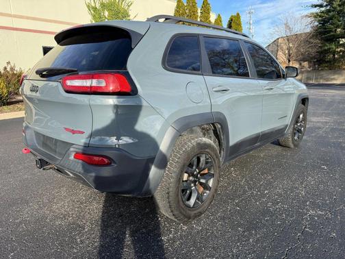 2015 Jeep Cherokee Sport