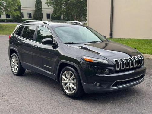 2016 Jeep Cherokee Sport