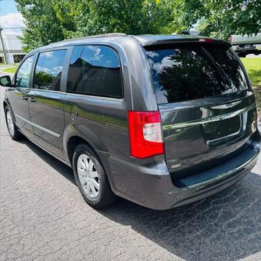 2015 Chrysler Town & Country Touring