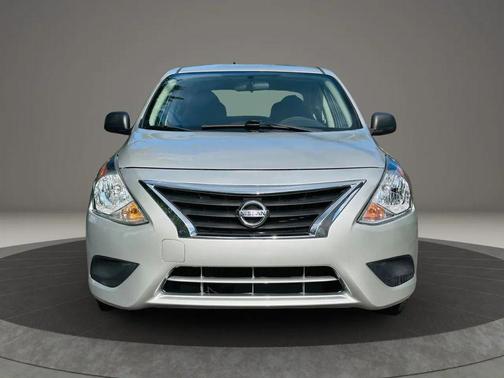 2015 Nissan Versa 1.6 S+