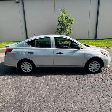 2015 Nissan Versa 1.6 S+