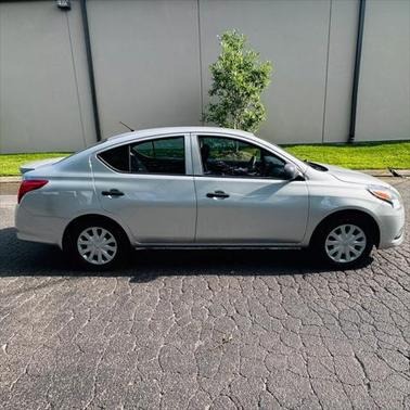 2015 Nissan Versa 1.6 S+